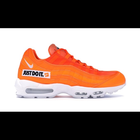 nike air max 95 trainers in fluro orange